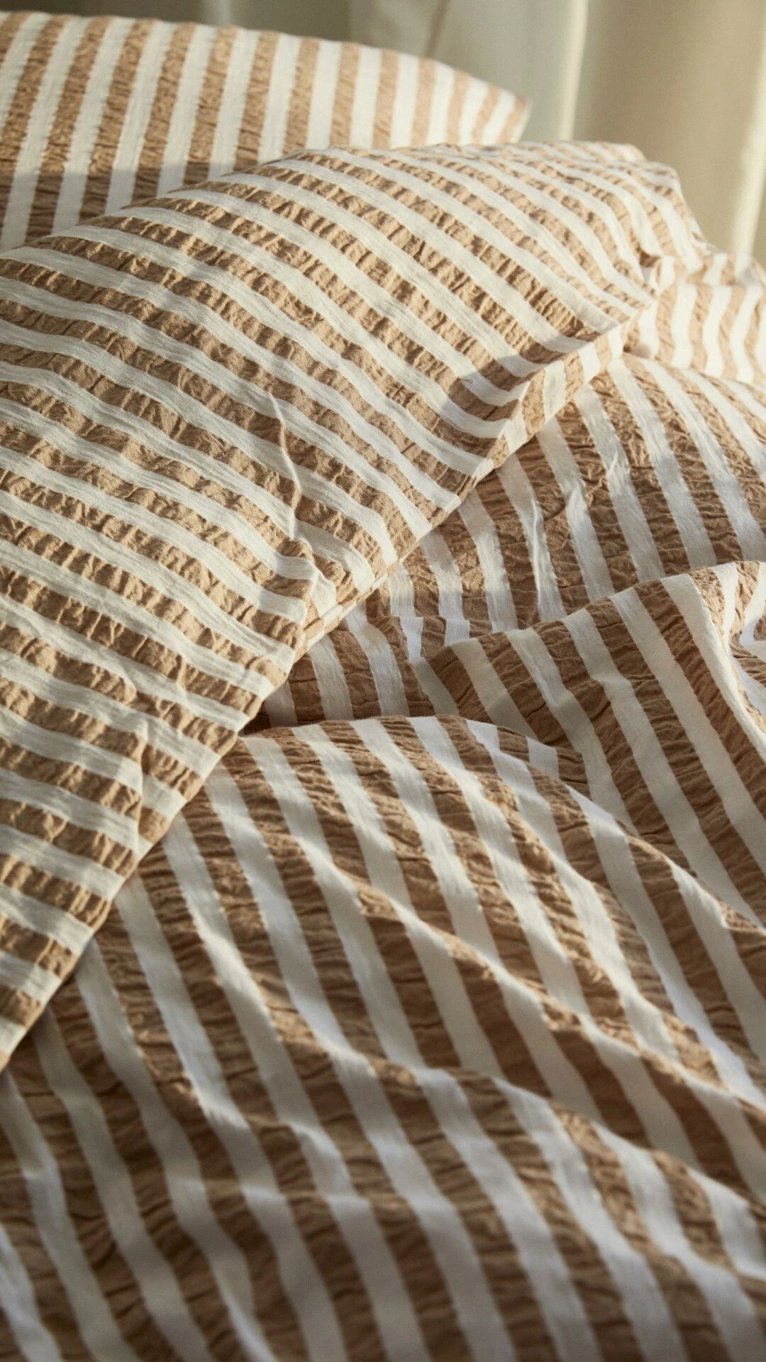 Juna Bæk & Bølge Lines Kissenbezug 60x63 Cm, Sand / Weiß – Bild 3