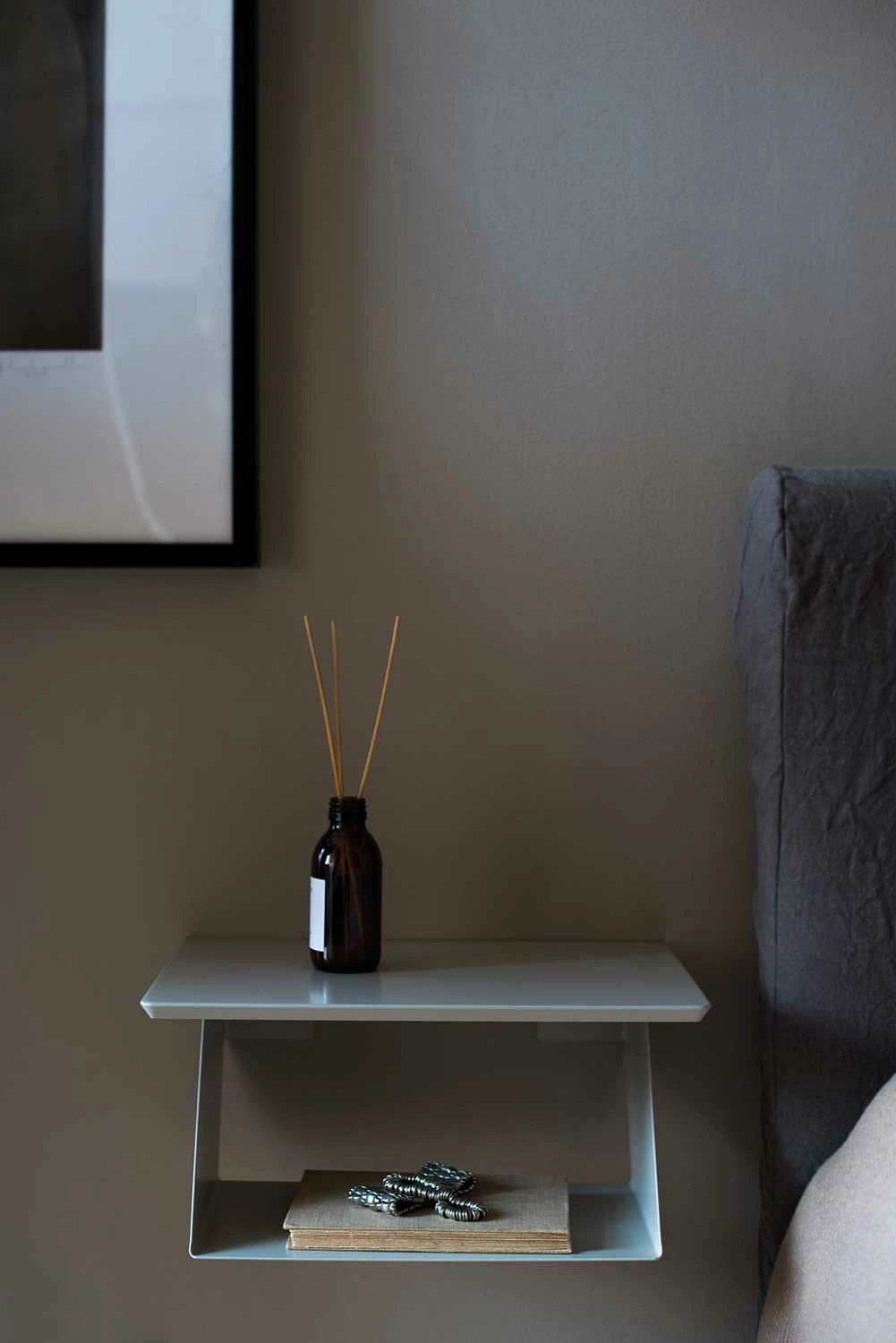 Maze Edgy Tisch/Regal, Grau – Bild 2