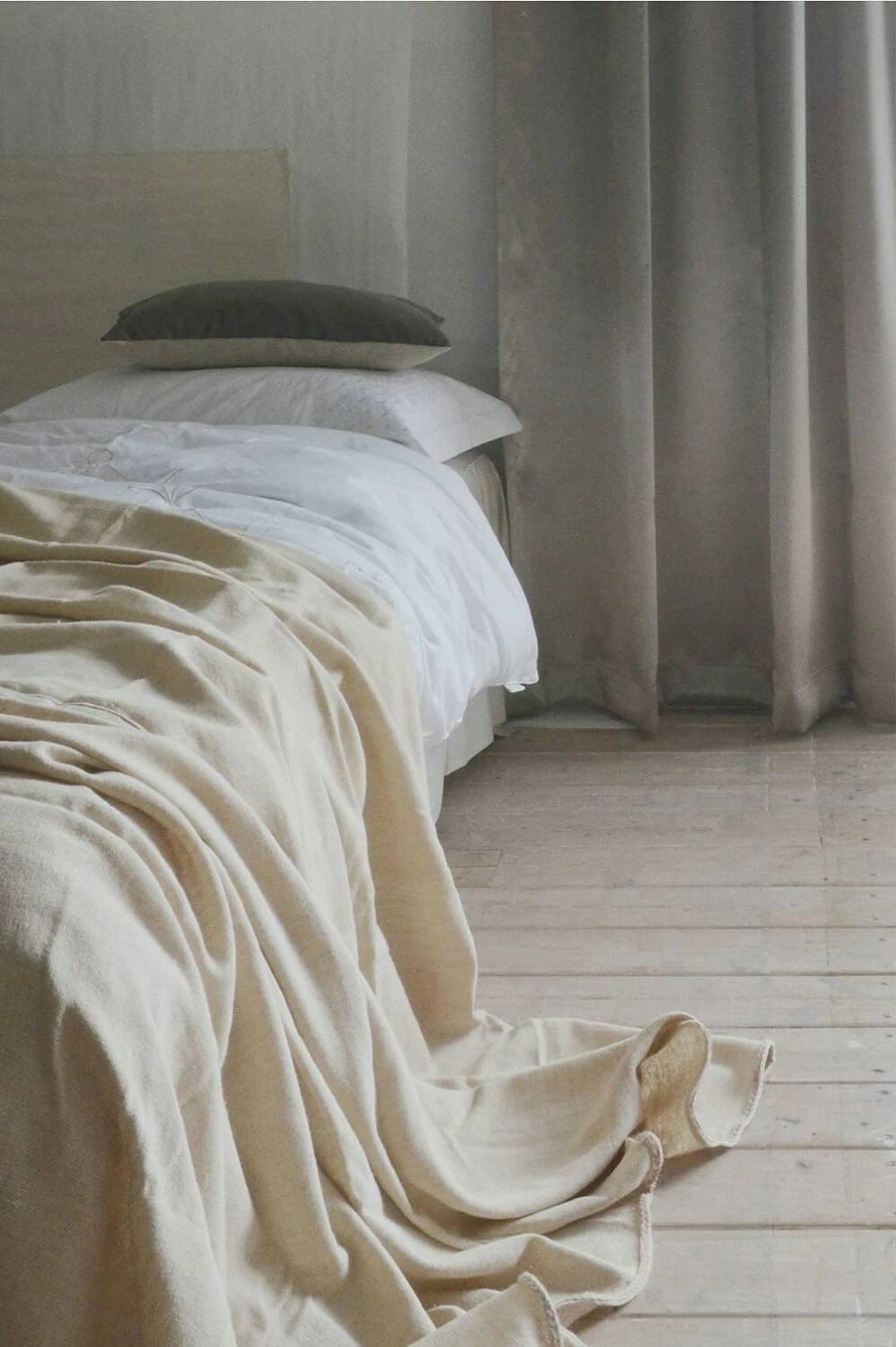 Bliss Tagesdecke 180x240 Cm, Natur – Bild 2