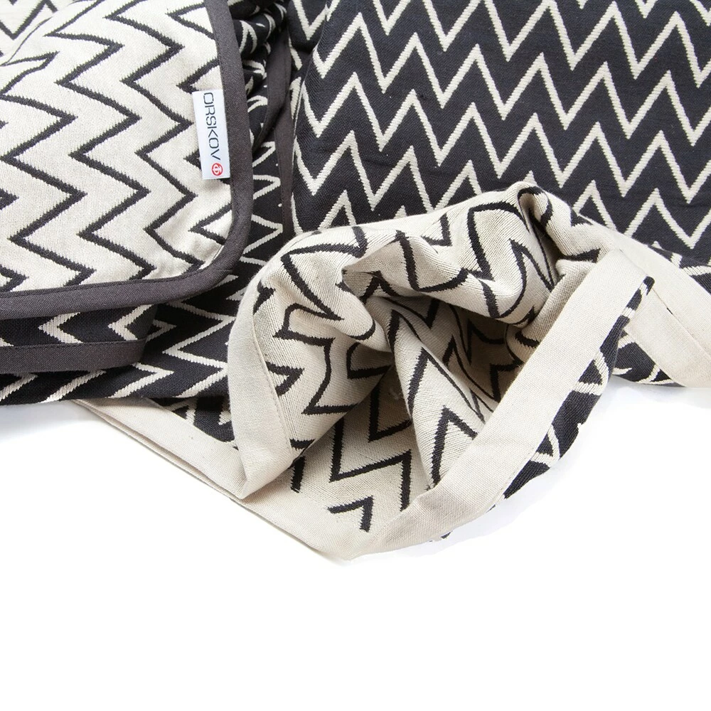 Tagesdecke Zigzag, 260x260 Cm – Bild 2