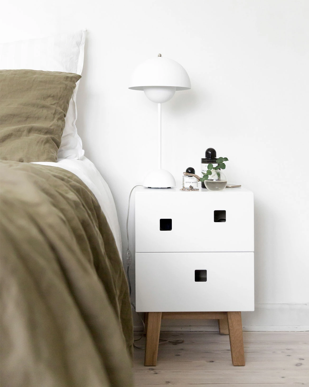 Peep S1 Nachttisch, Angel White/Oak – Bild 3